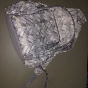 Thirty One one shoulder swappable bag